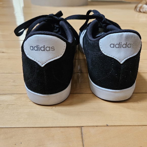 Adidas Courtset women's size 10 - Picture 6 of 6